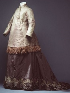 Roupa de sair de grávida, 1870 - 1879.